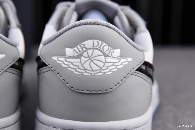 LOW OG CN8607-002 JORDAN X shoe 1 (DR DR box) 0731